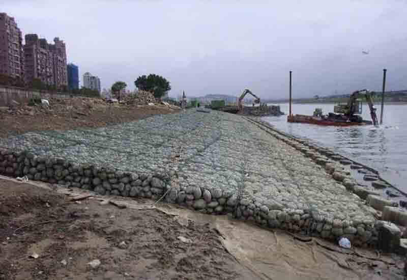 新疆河道石笼网做法